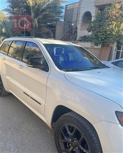 جیپ گراند شیرۆکی